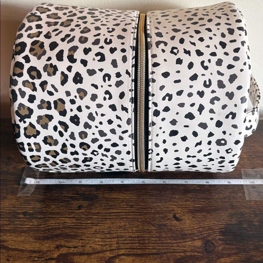 Leopard Print Cylinder Cosmetic Bag - White and Black and gold - Picture 4 of 5